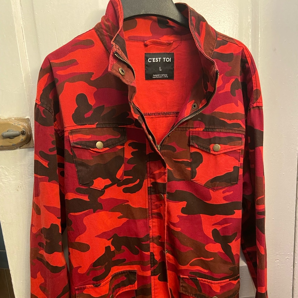 Red camouflage jacket!!